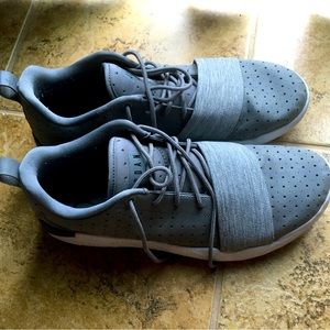 Gray Air Jordan’s-lightly used size 10.5